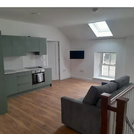 Coolcower House بيت ضيافة