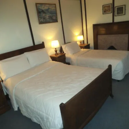 Coolcower House بيت ضيافة 3*