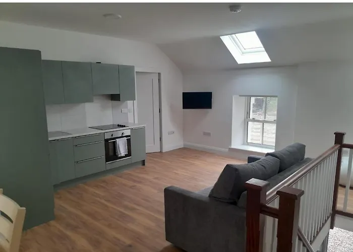 Coolcower House בית הארחה