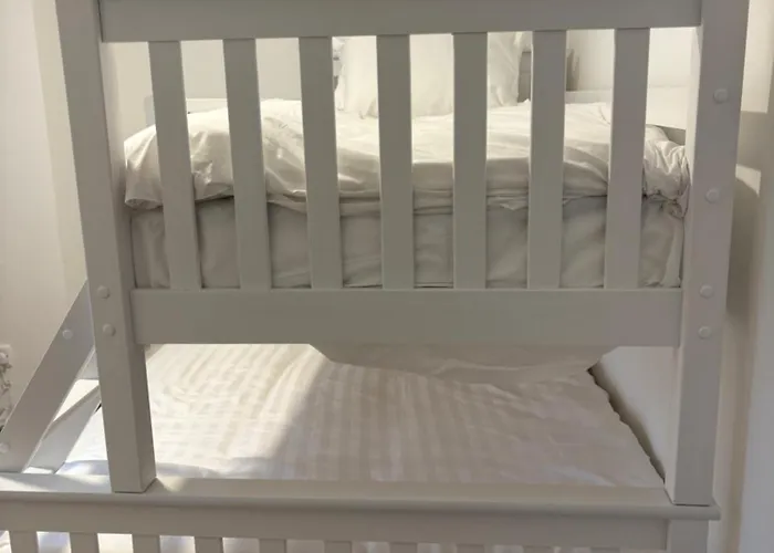 Guest house Coolcower House 3*