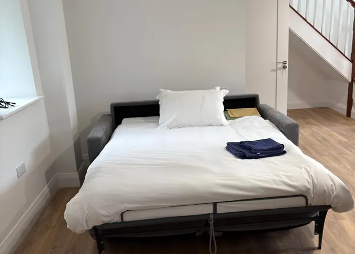 Coolcower House בית הארחה 3*