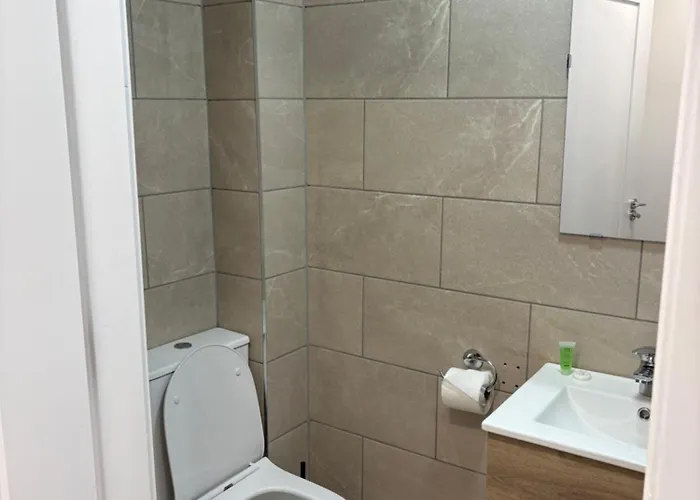 בית הארחה Coolcower House