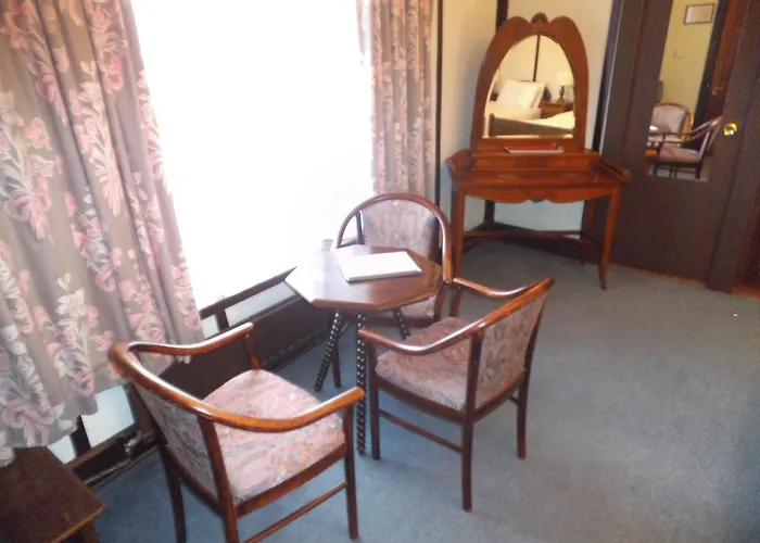 Coolcower House Guest house